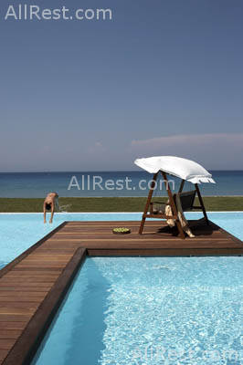 The Ixian Grand Hotel 3
